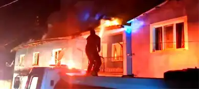 Kütahya Hisarcık'ta Ev Yanıp Kül Oldu