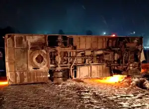 Tavşanlı'da Midibüs Kazası: 3 Yaralı