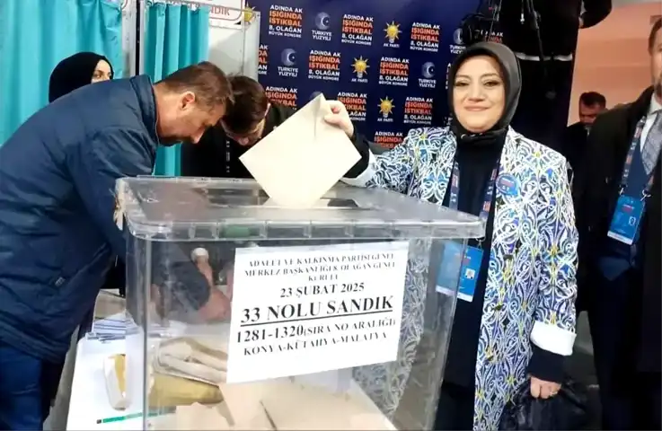 AK Parti Kütahya'da Coşkulu Kongre