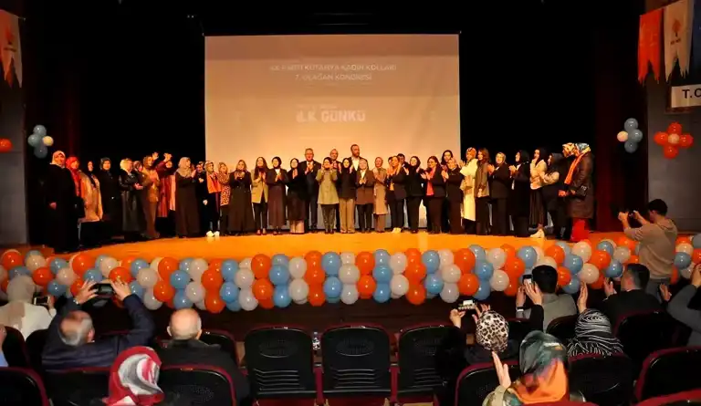 Kütahya AK Parti Kadın Kolları Yeni Başkanını Seçti
