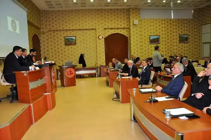 Köyden Kente Göç: MHP'li Erbaş Çözüm Arıyor
