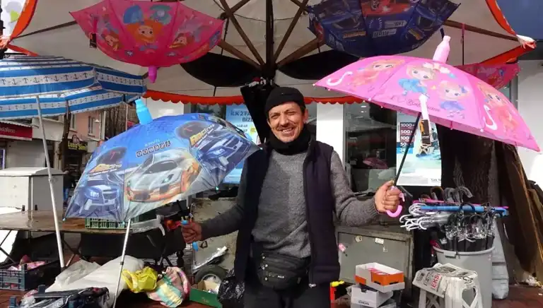 Yağmurla Şemsiye Satışları Tırmanıyor!